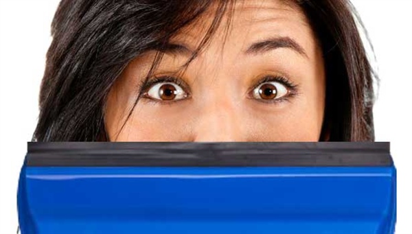 600600p3069EDNmain655suprised-w-dustpan-615-x-350