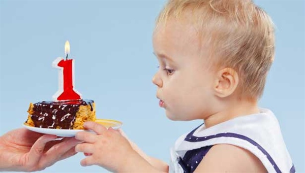 600600p3069EDNmain840baby-birthday-615-x-350